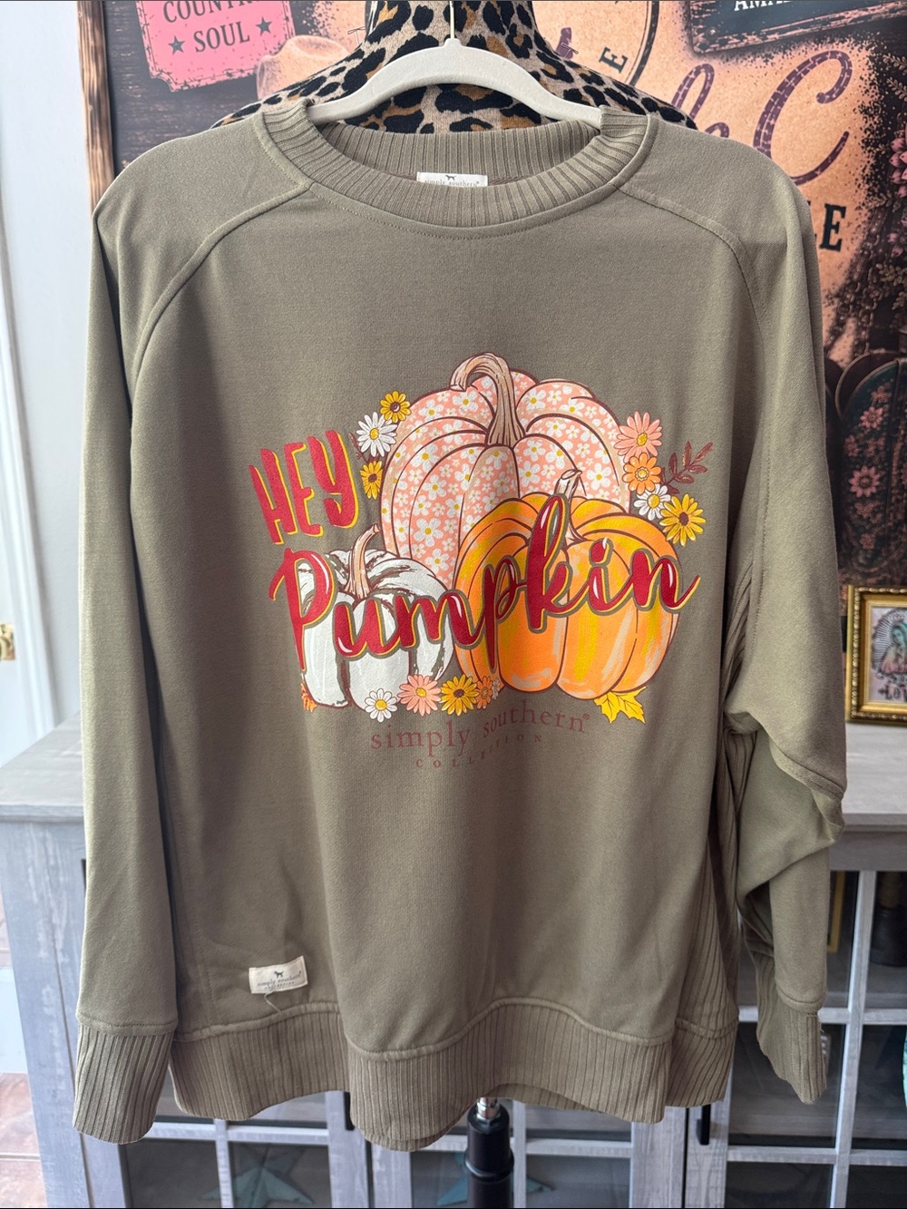 Simply Southern Olive "Hey Pumpkin" Graphic Sweatshirt Sz Large